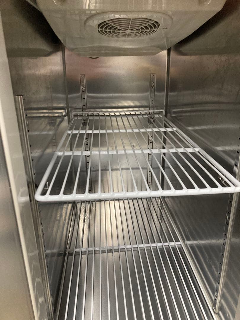 業務用ステンレス 4ドア冷蔵庫