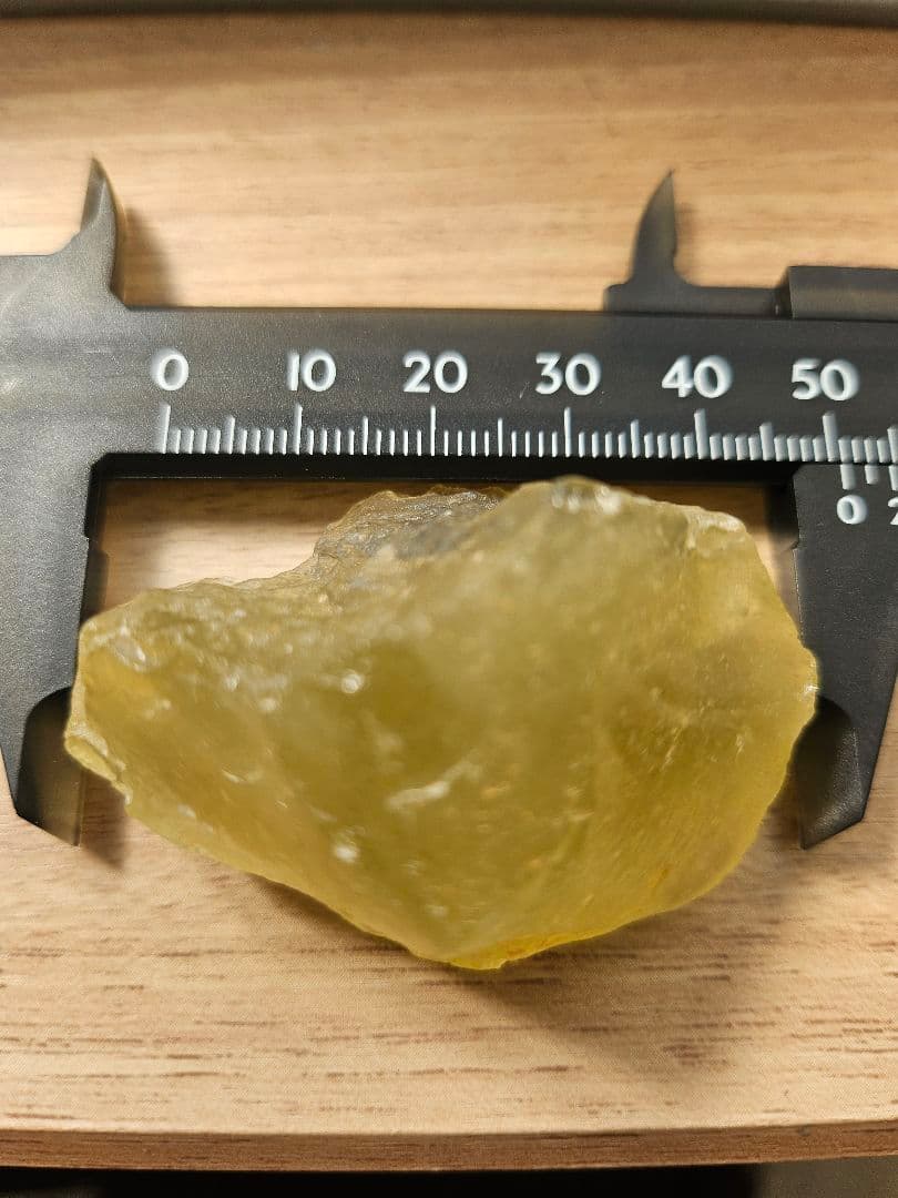 リビアングラス原石　3つセット