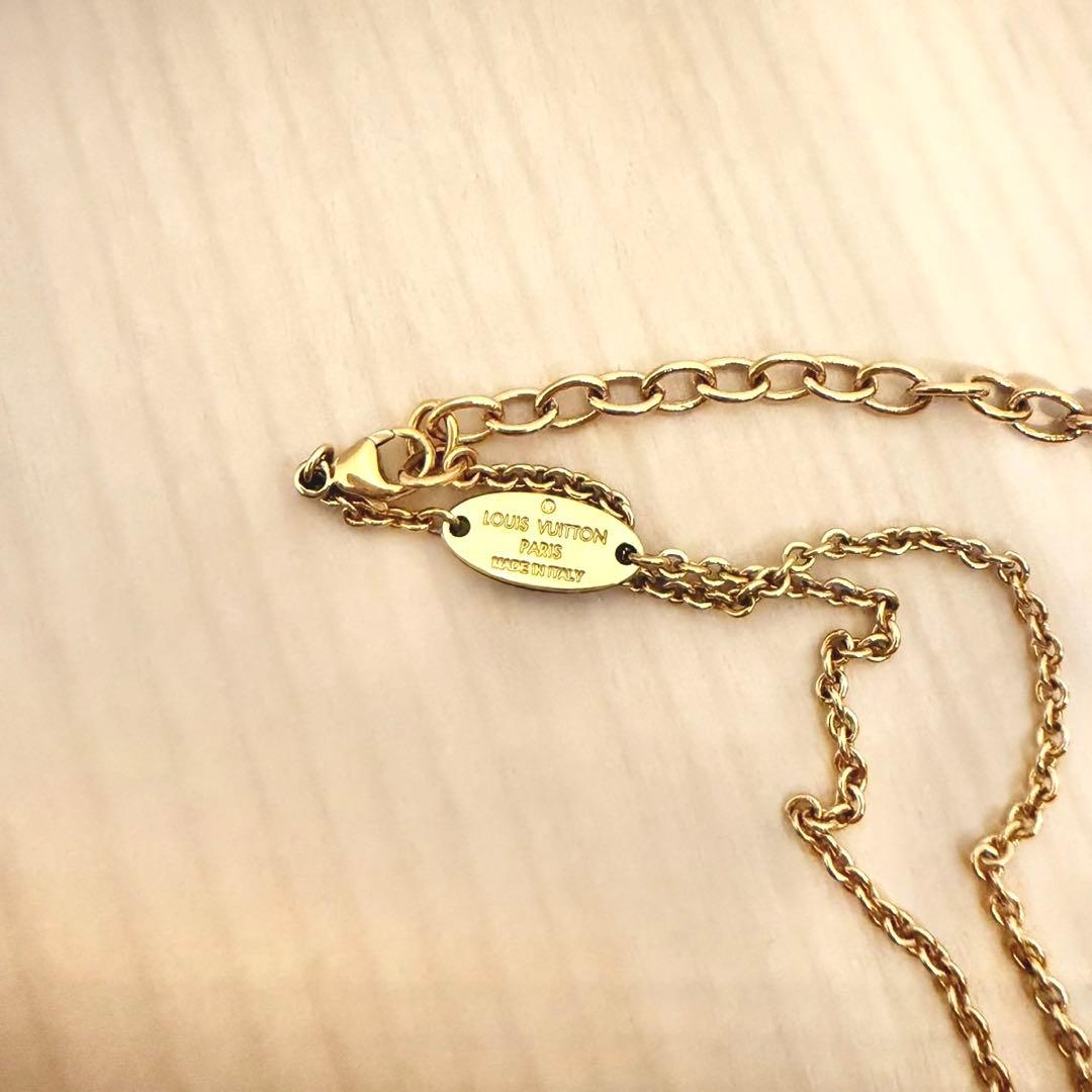 【美品】LOUIS VUITTON ゴールド V字型ネックレス