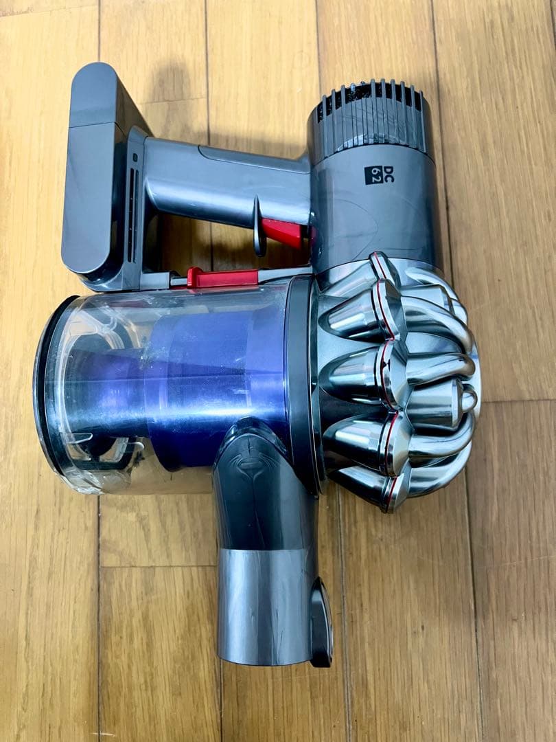 【良品】dyson ダイソン DC62 コードレスクリーナー