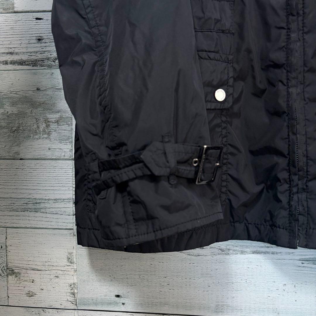 バーバリーロンドン　ナイロンジャケット　フーデッドジャケット　裏地ノバチェック柄