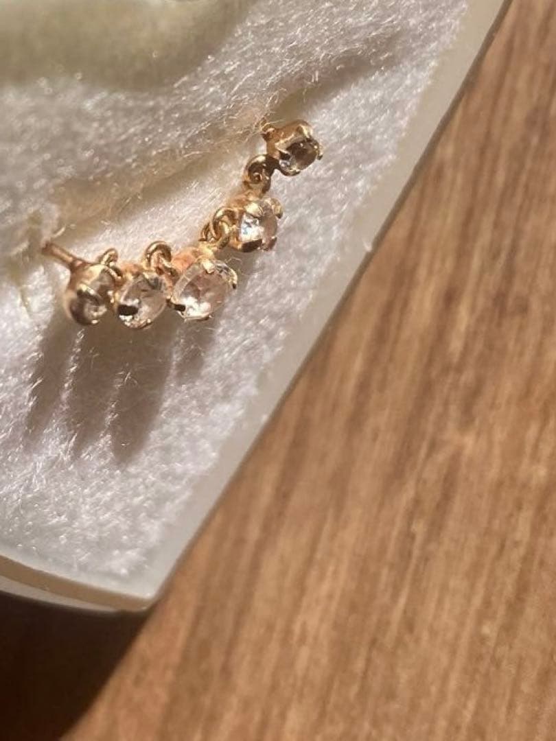 夜まで K18 スタッドピアス 2ホール用 刻印あり 5石