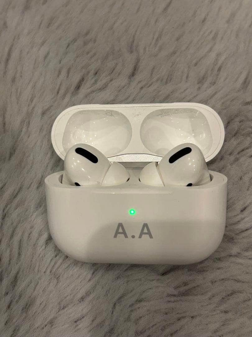 Apple AirPodsPro 第1世代★シリコンケース付き