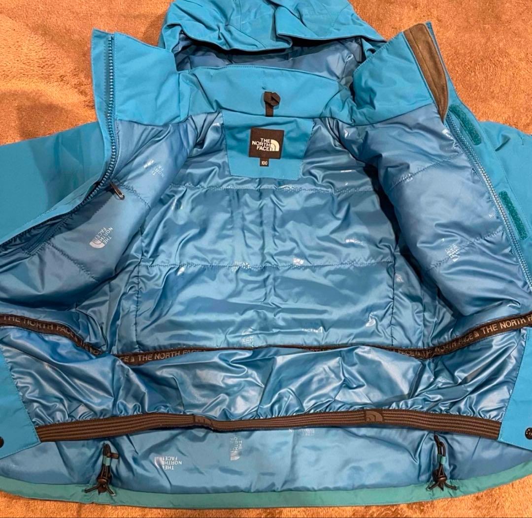 新品タグ付き　ノースフェイス　スキーウエア　スノーボードウエア