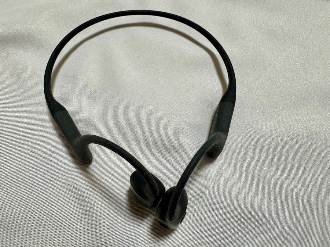 【極美品】Shokz OpenRun Pro 骨伝導イヤホン ブラックショックス