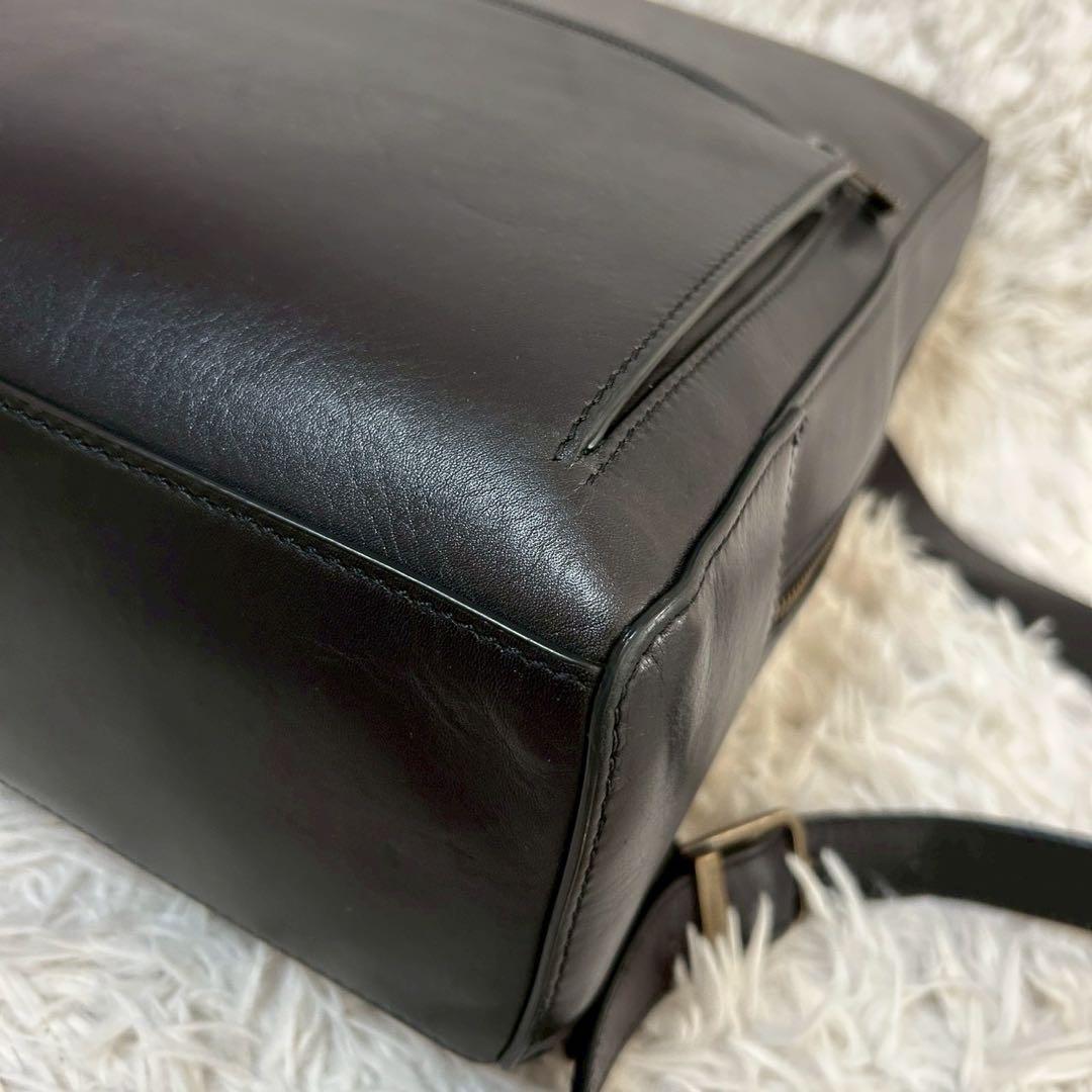 未使用級✨マザーハウス　アンティークスクエア　リュックサック　ブラック