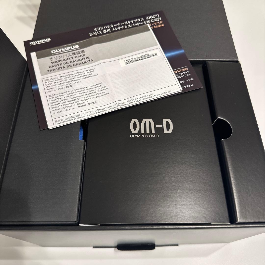 展示品！美品！OLYMPUS OM-D E-M1X デジタル一眼レフカメラ