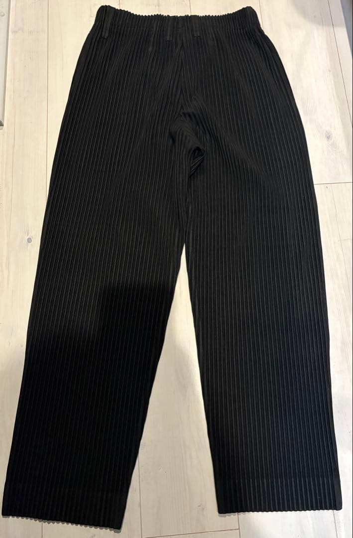 HOMME PLISSÉ ISSEY MIYAKE BASICS