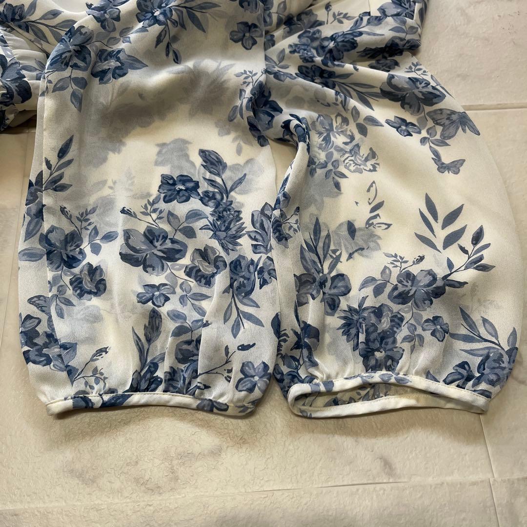 美品　TO BE CHIC 花柄シフォンワンピース　大きいサイズ42 近年　白