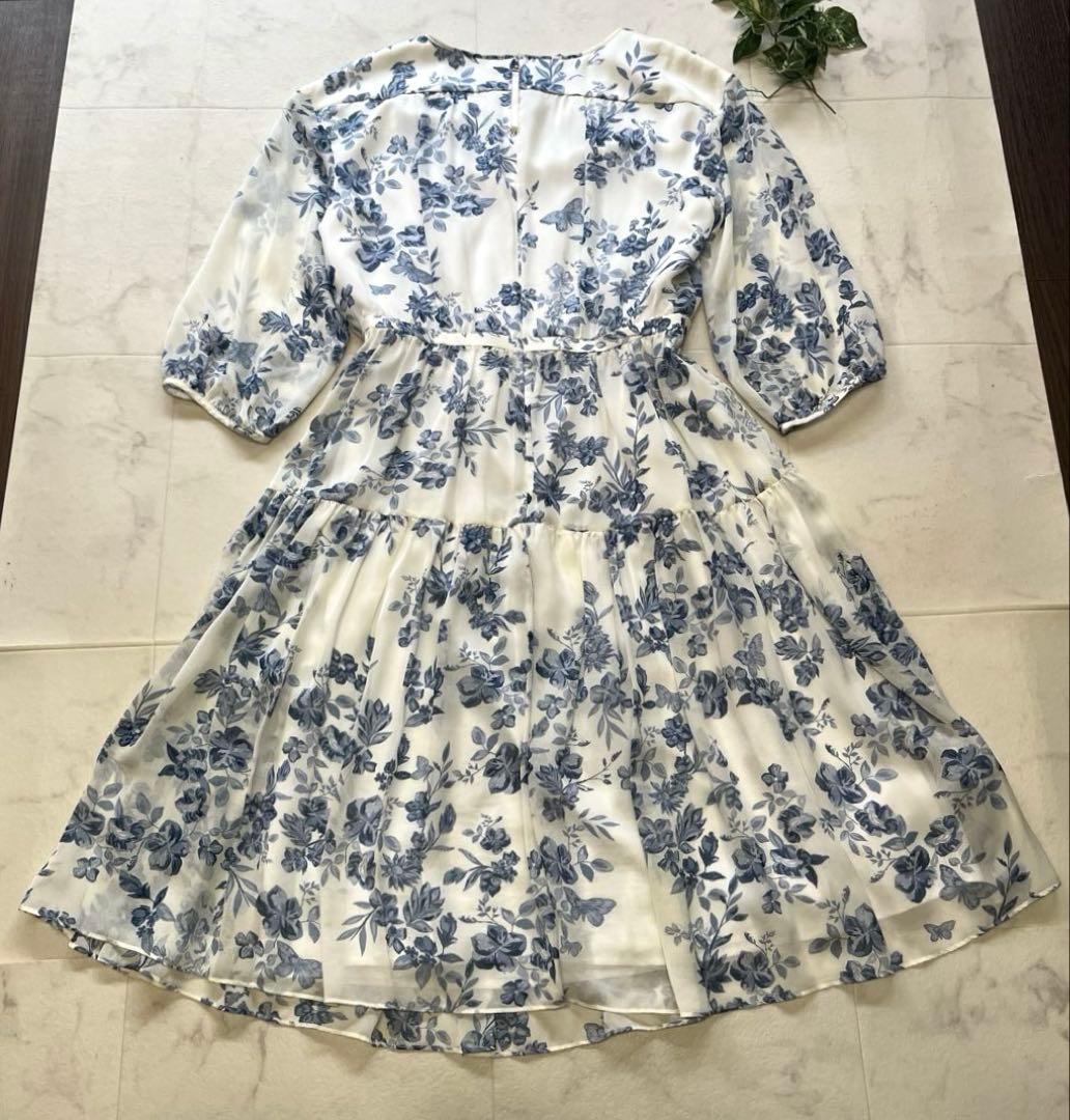 美品　TO BE CHIC 花柄シフォンワンピース　大きいサイズ42 近年　白