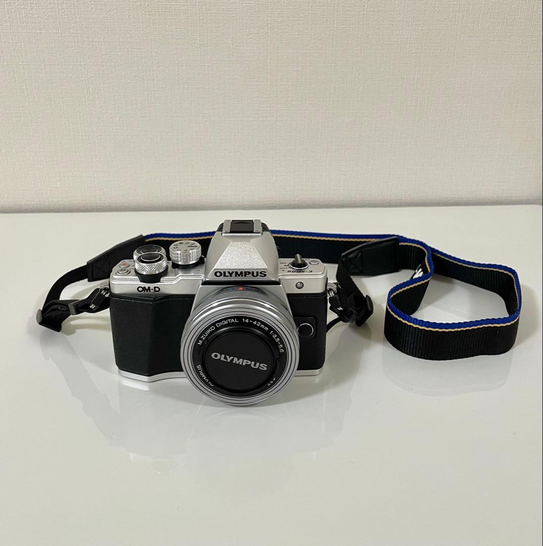 OLYMPUS OM-D E-M10 MarkII EZダブルズームキット