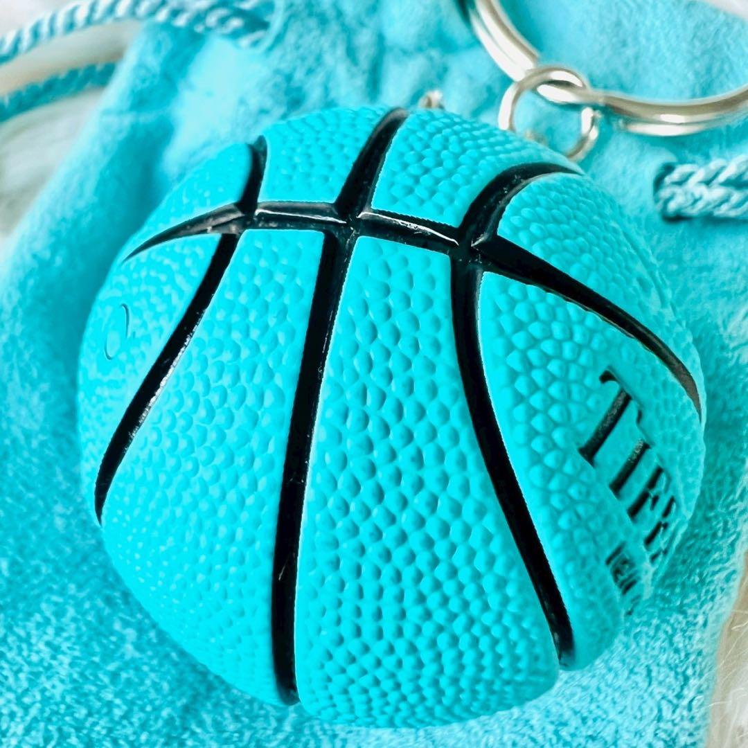 極美品✨ティファニー　キーホルダー　チャーム　バスケットボール　ノベルティ