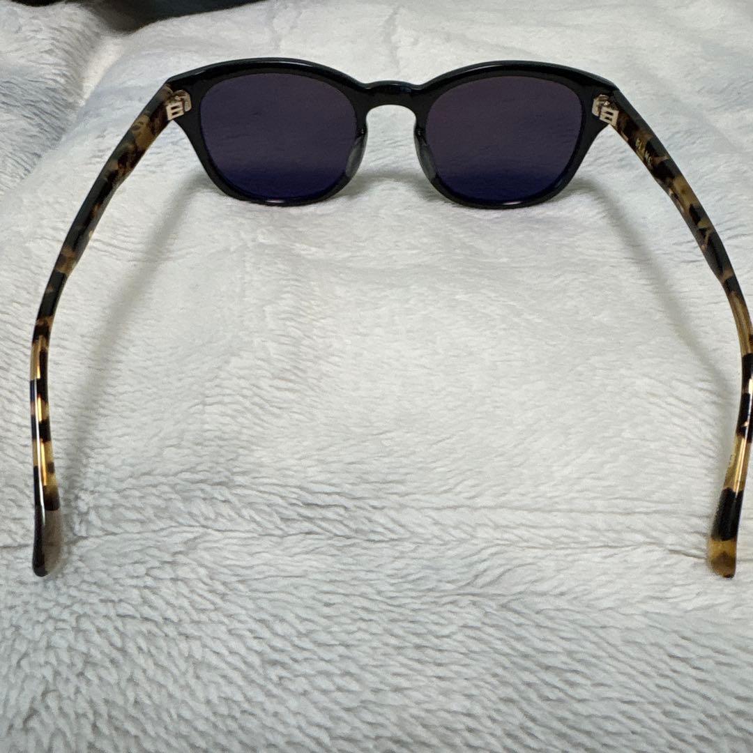 BLANC. スクエアサングラス ブラック