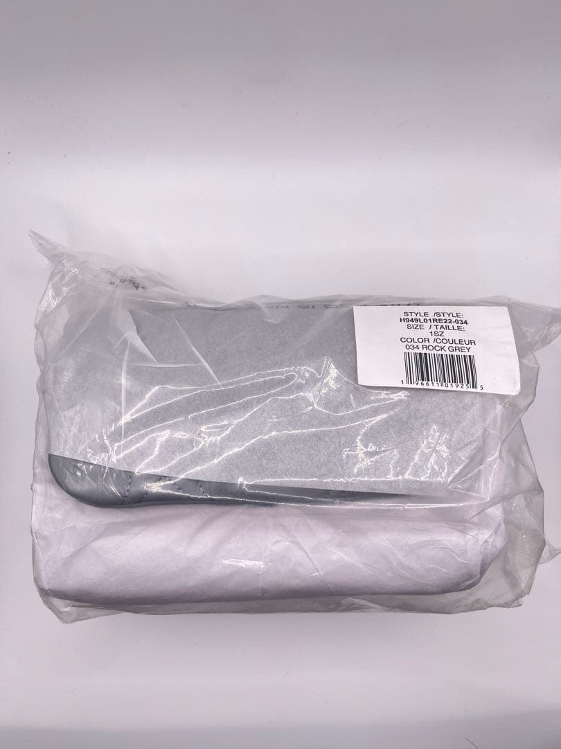 【新品未使用】MARC JACOBS スモールバッグ 定価約8万円 日本未発売