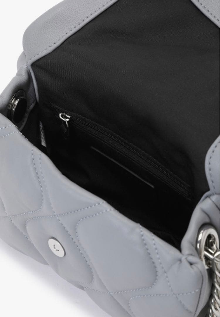 【新品未使用】MARC JACOBS スモールバッグ 定価約8万円 日本未発売