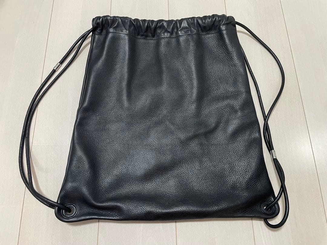 BALENCIAGA ブラック ドローストリングバッグ