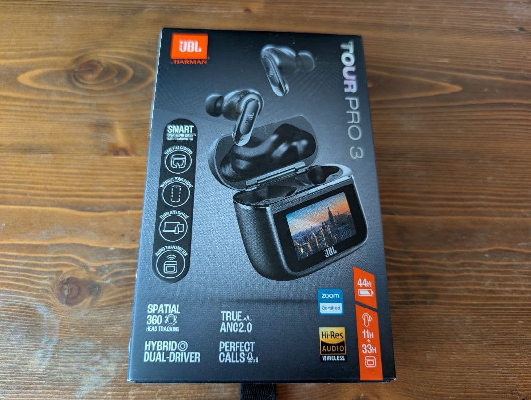 JBL TOUR PRO 3 完全ワイヤレスイヤホン　クリアケース保護シート付き