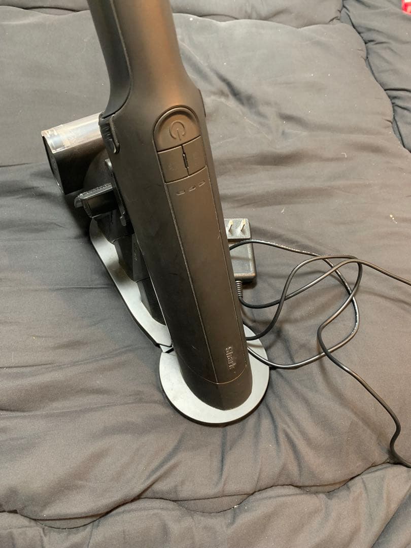 ラ*ム様 Shark 充電式ハンディクリーナー WV405JDC