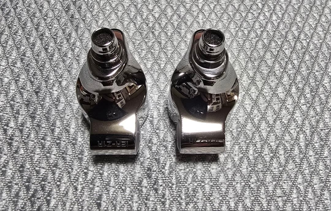 美品　SONY IER-Z1R 有線イヤホン