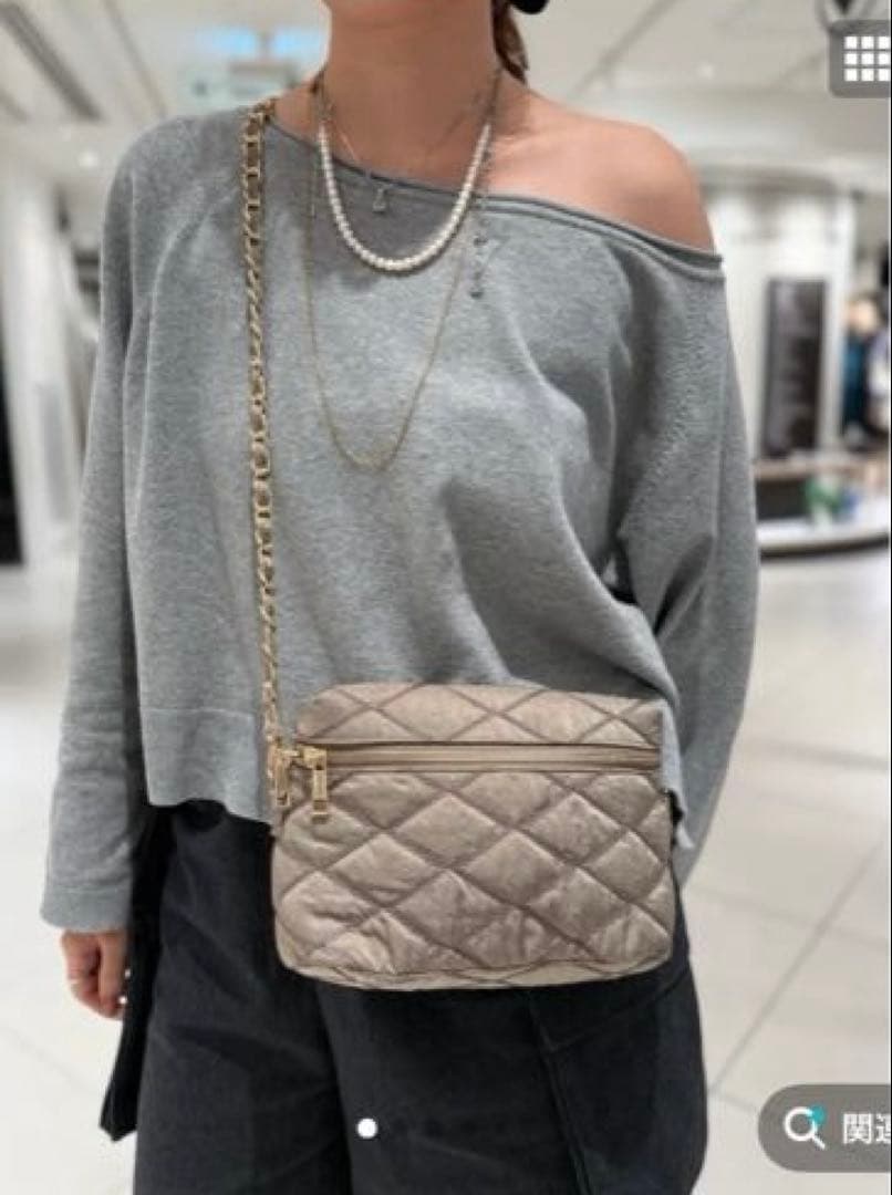 soleil ソレイル　トープイエロー チェーンバッグ　バニティ　財布つき