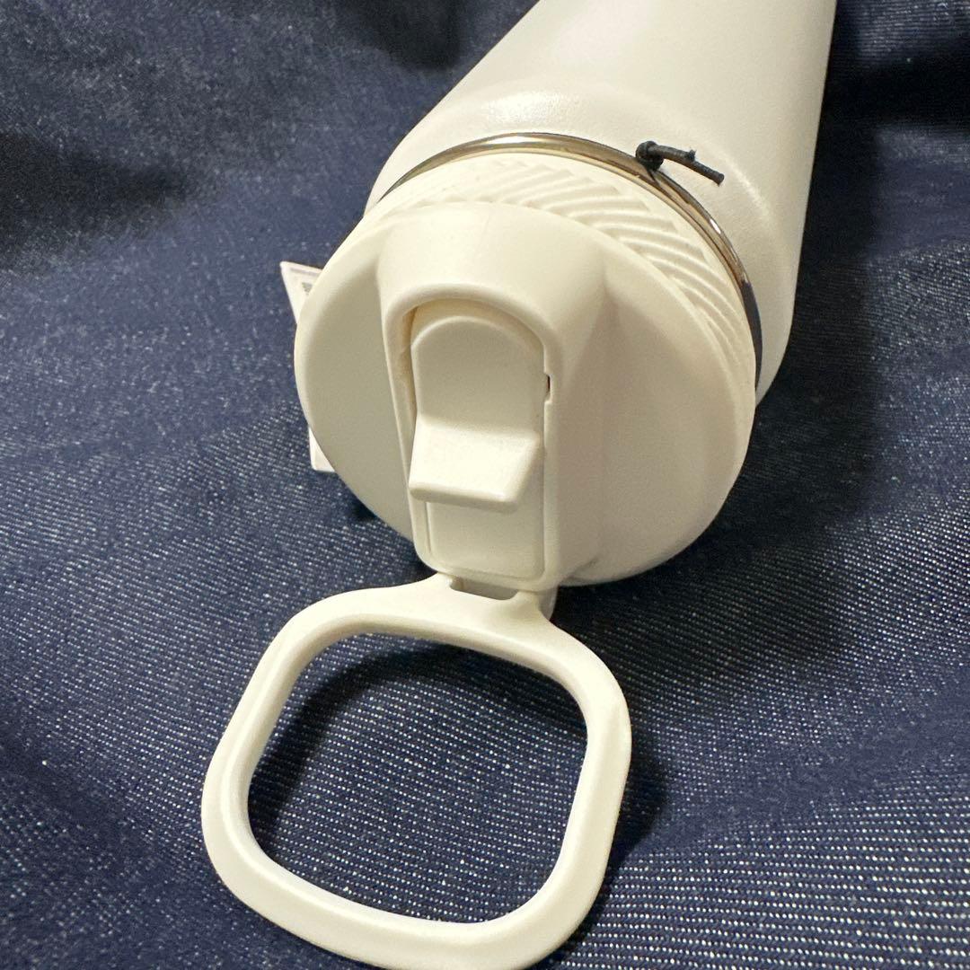 日本未発売lululemon ルルレモン　カラフルロゴステンレスボトル710ml