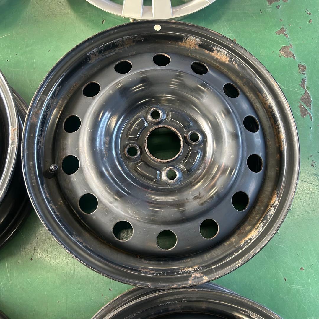 中古ホイール15X4.5ダイハツキャスト純正スチール　4本セット