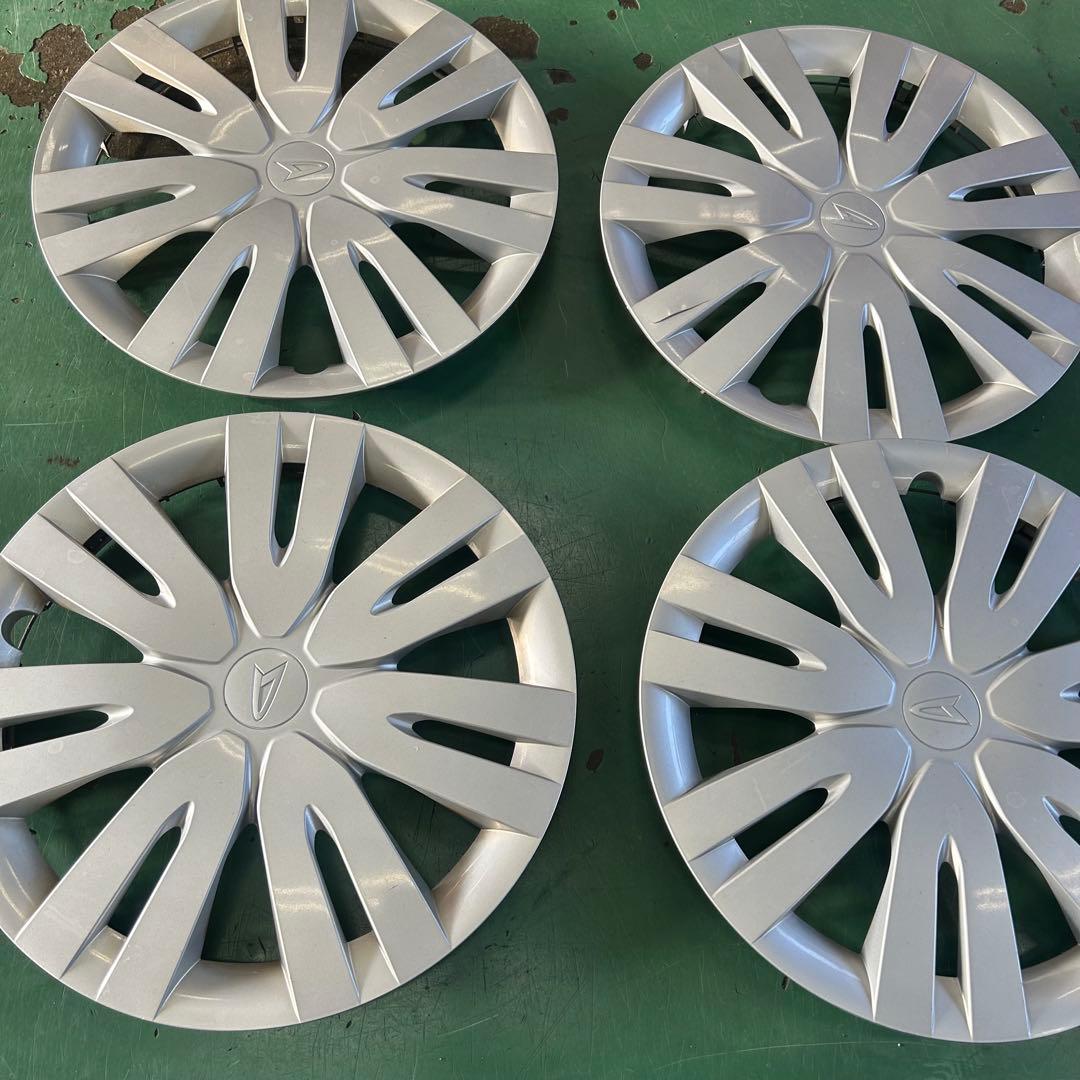 中古ホイール15X4.5ダイハツキャスト純正スチール　4本セット