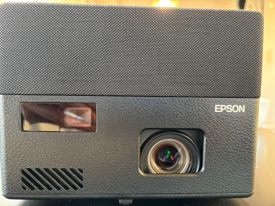 EPSON EF-12 ホームプロジェクター