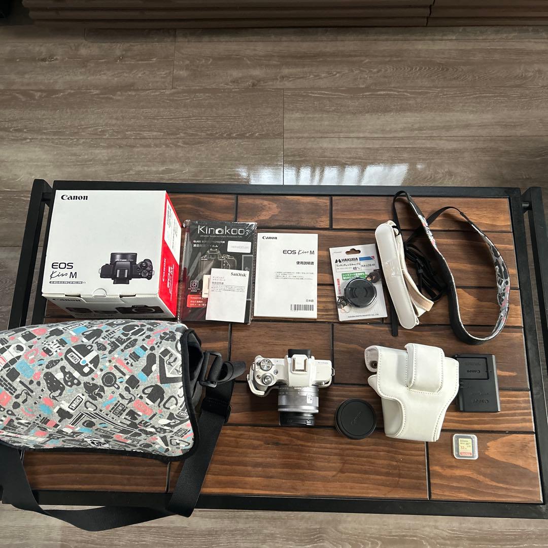 Canon EOS Kiss M ホワイト