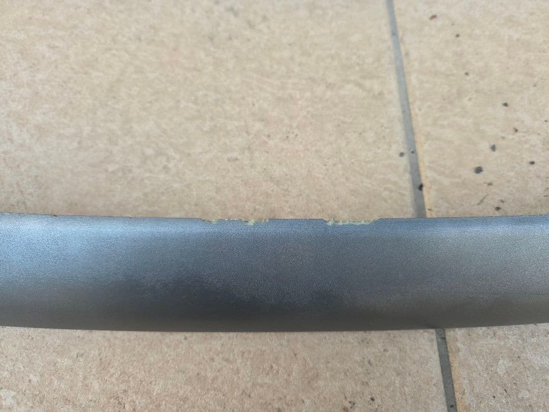 Z12　キューブ　純正オプション　フードモールディング