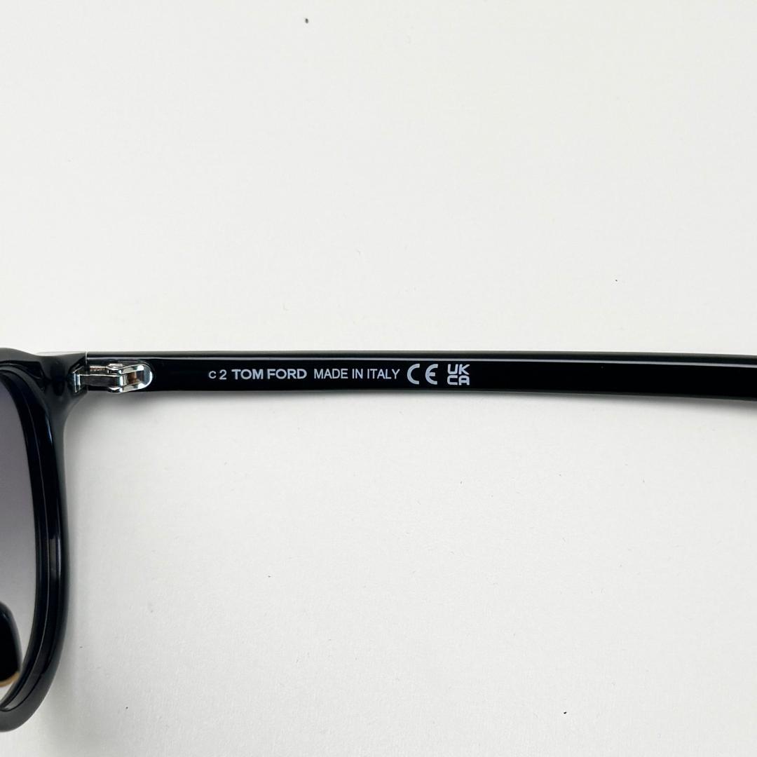 使用少トムフォード サングラス TF977-D 01B 48 ブラック