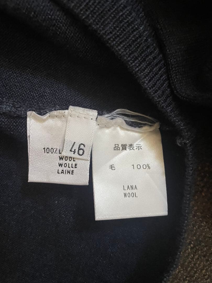 【美品】クルチアーニ　Vネックニット46