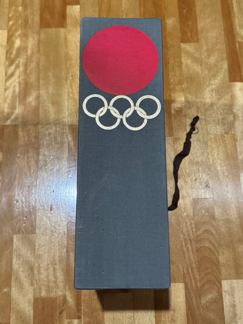 大幅値下げ中‼️【レア美品】1964年東京オリンピック公式報告書2巻セット外箱付き