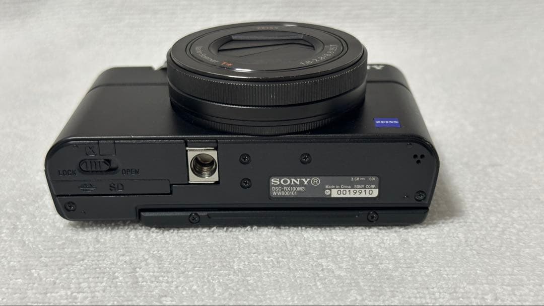 デジタルカメラ SONY Cyber-shot DSC RX100M3