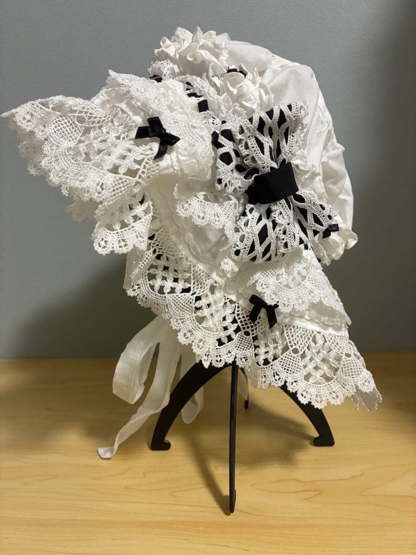 BABY Maison de Petite Rubanマザーボンネット　白x黒