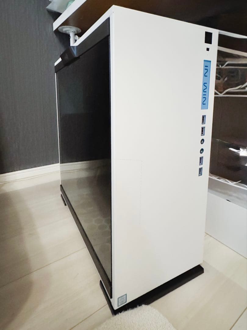 ゲーミングPC / i7-7700 / GTX1070 / 32GB / BTO