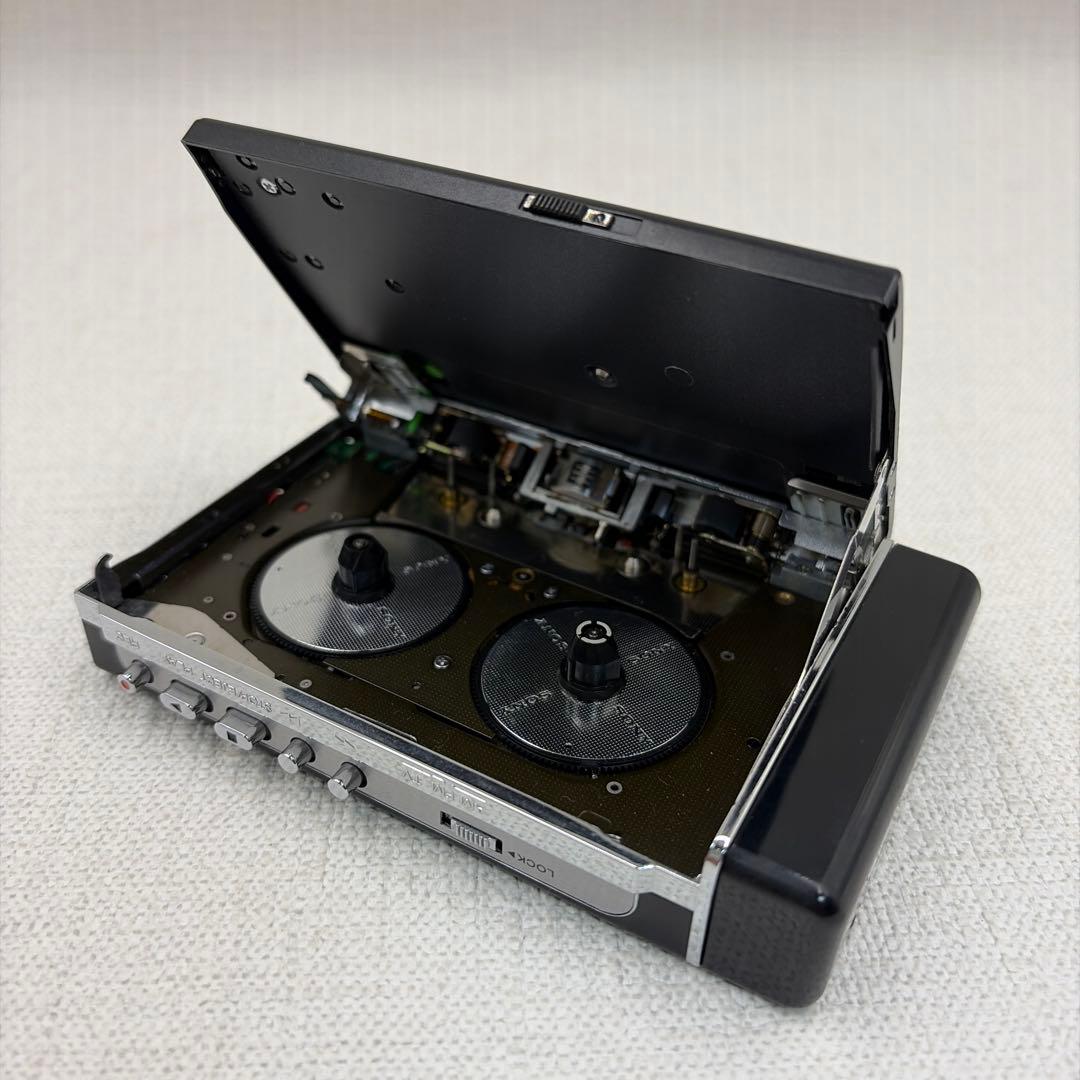 ジャンク　SONY WALKMAN カセットプレーヤー　レトロ