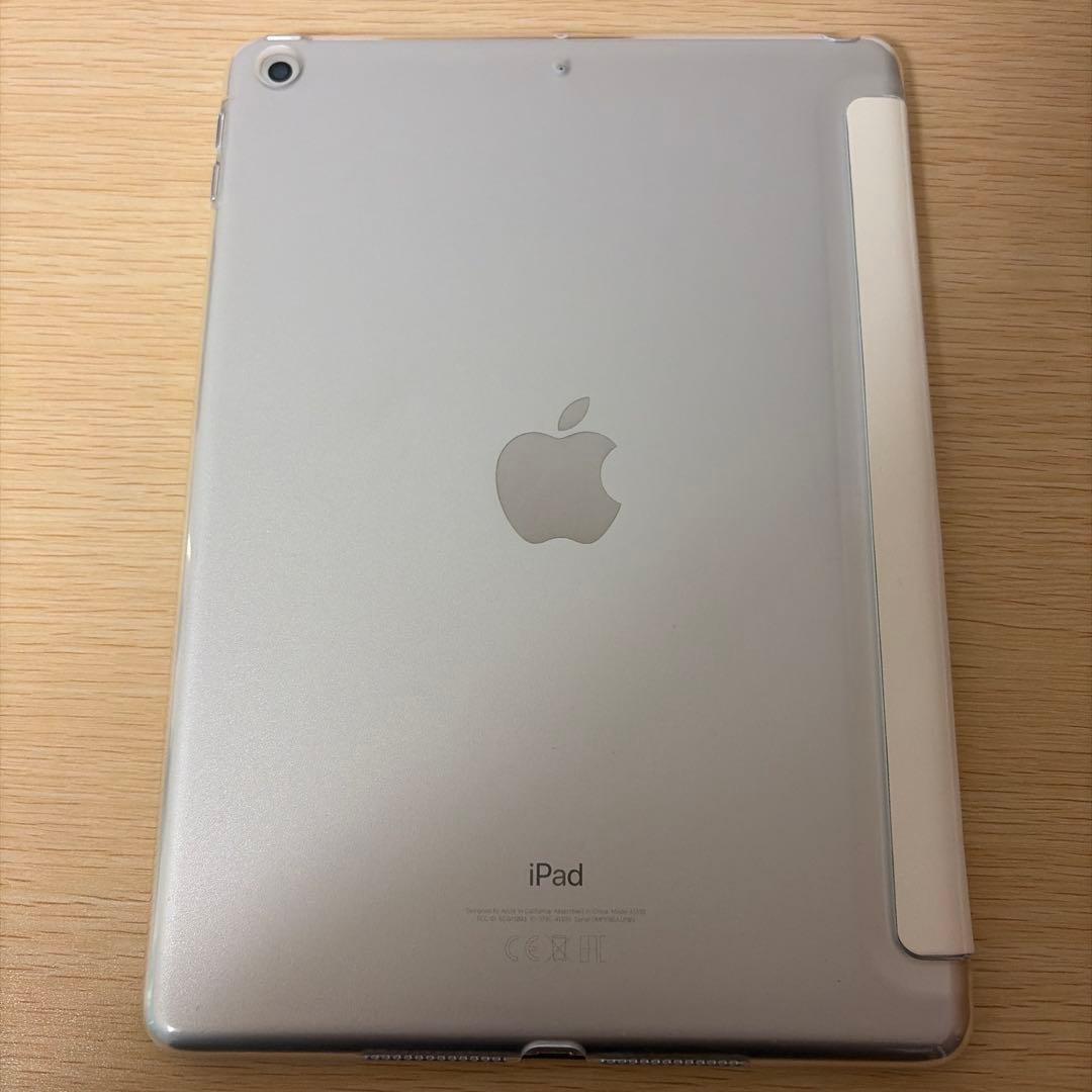 iPad6世代(128gb、シルバー)とApple Pencil、ケースのセット