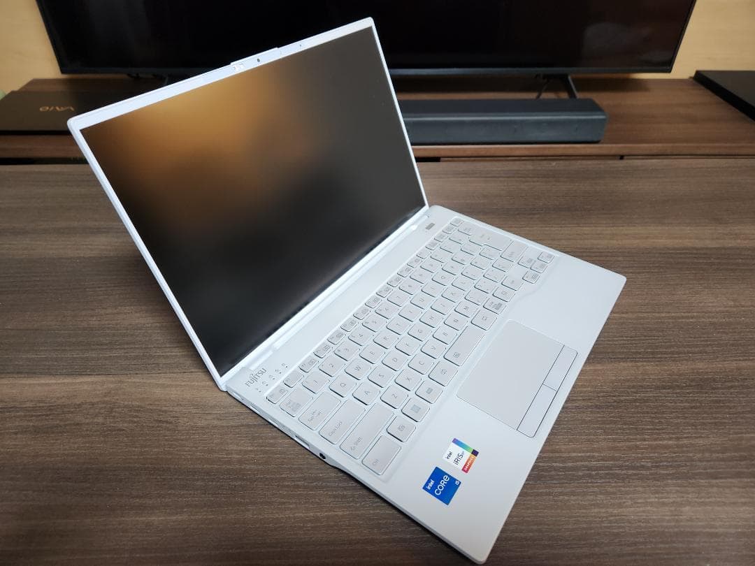 使用少超美品 LIFEBOOK UH i5-1335U 16GB Office他
