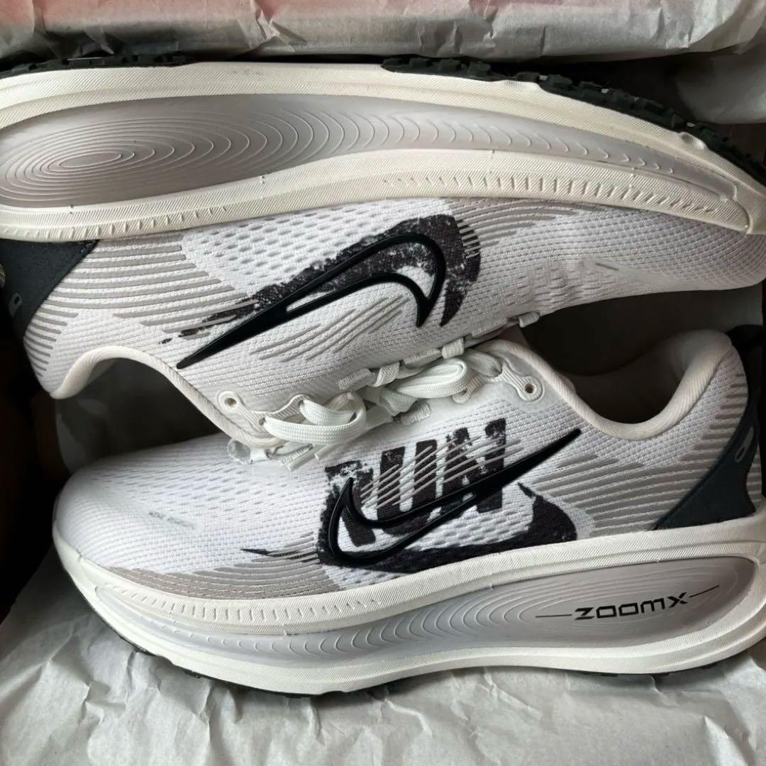 スパイク・シューズ Nike VOMERO 18 RUN 26.5cm