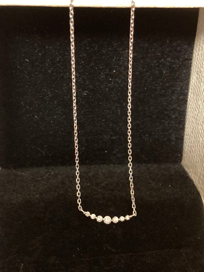 k10 WG ダイヤモンド スマイルラインネックレス