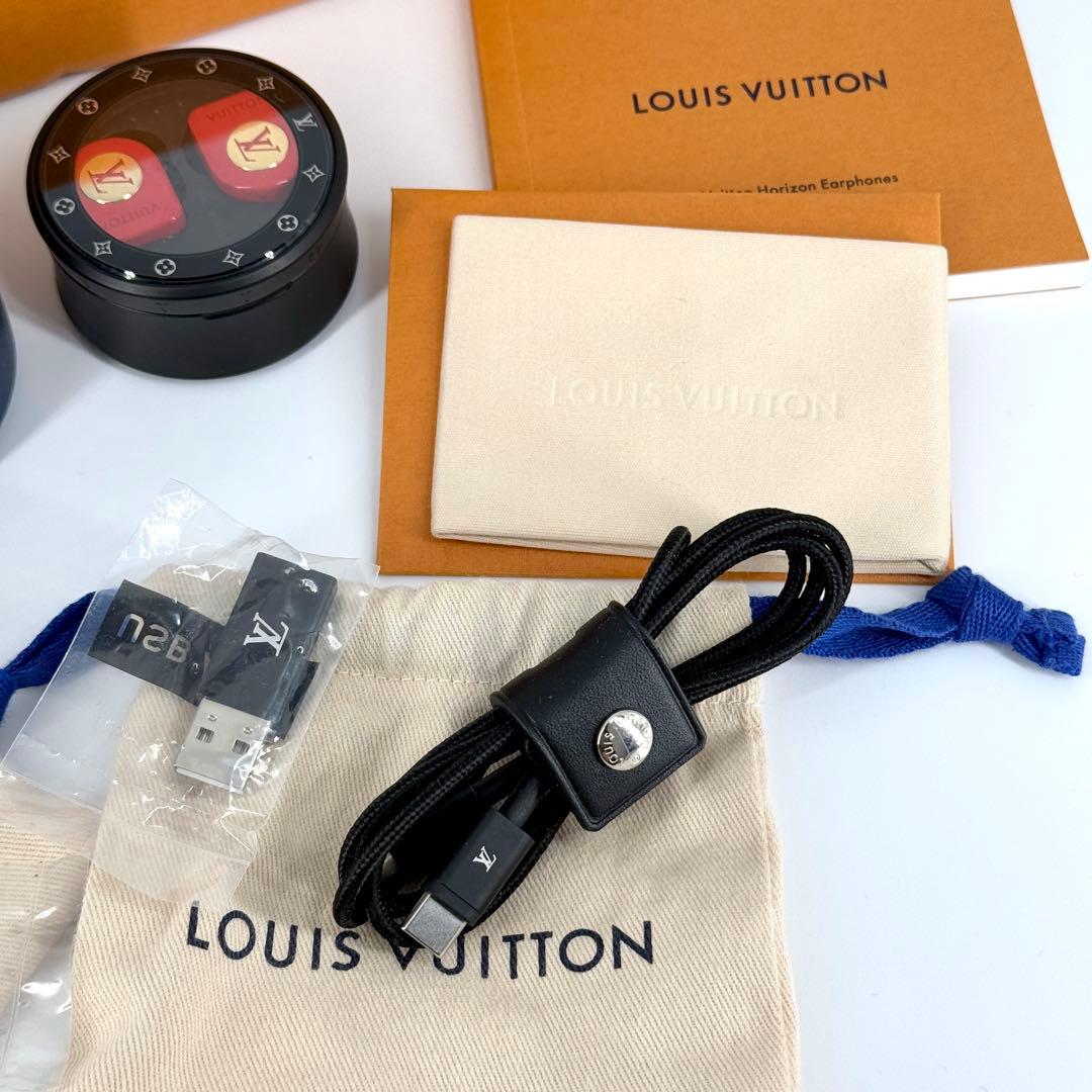 美品 ルイヴィトン ホライゾン ワイヤレス イヤホン QAB130 レッド 赤