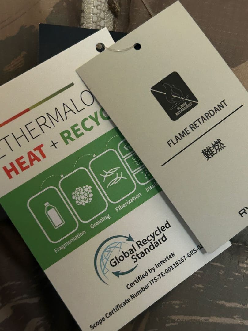 【新品】タグ付き 美品 ルーカ RVCA ダウン【Mサイズ】16000円本日まで