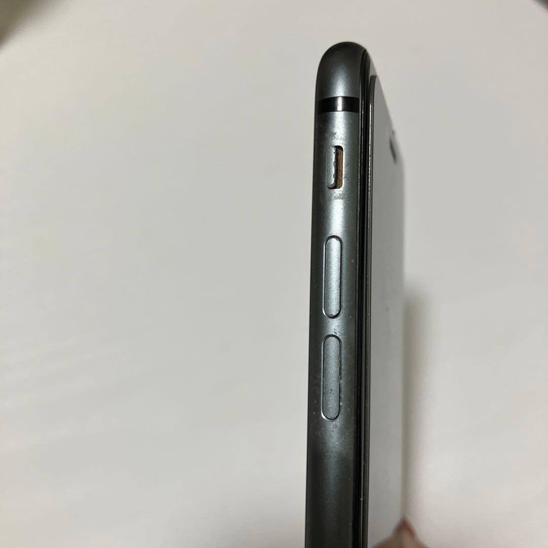 Apple iPhone 8 スペースグレー 本体のみ