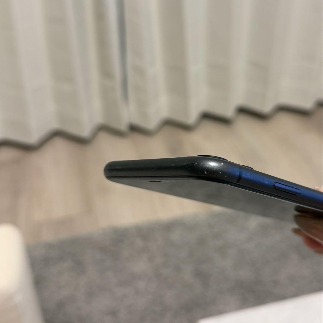 【美品】iPhone11 Black 64GB 黒 本体のみ