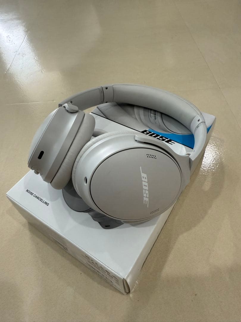 Bose QuietComfort ワイヤレスヘッドホン ホワイト