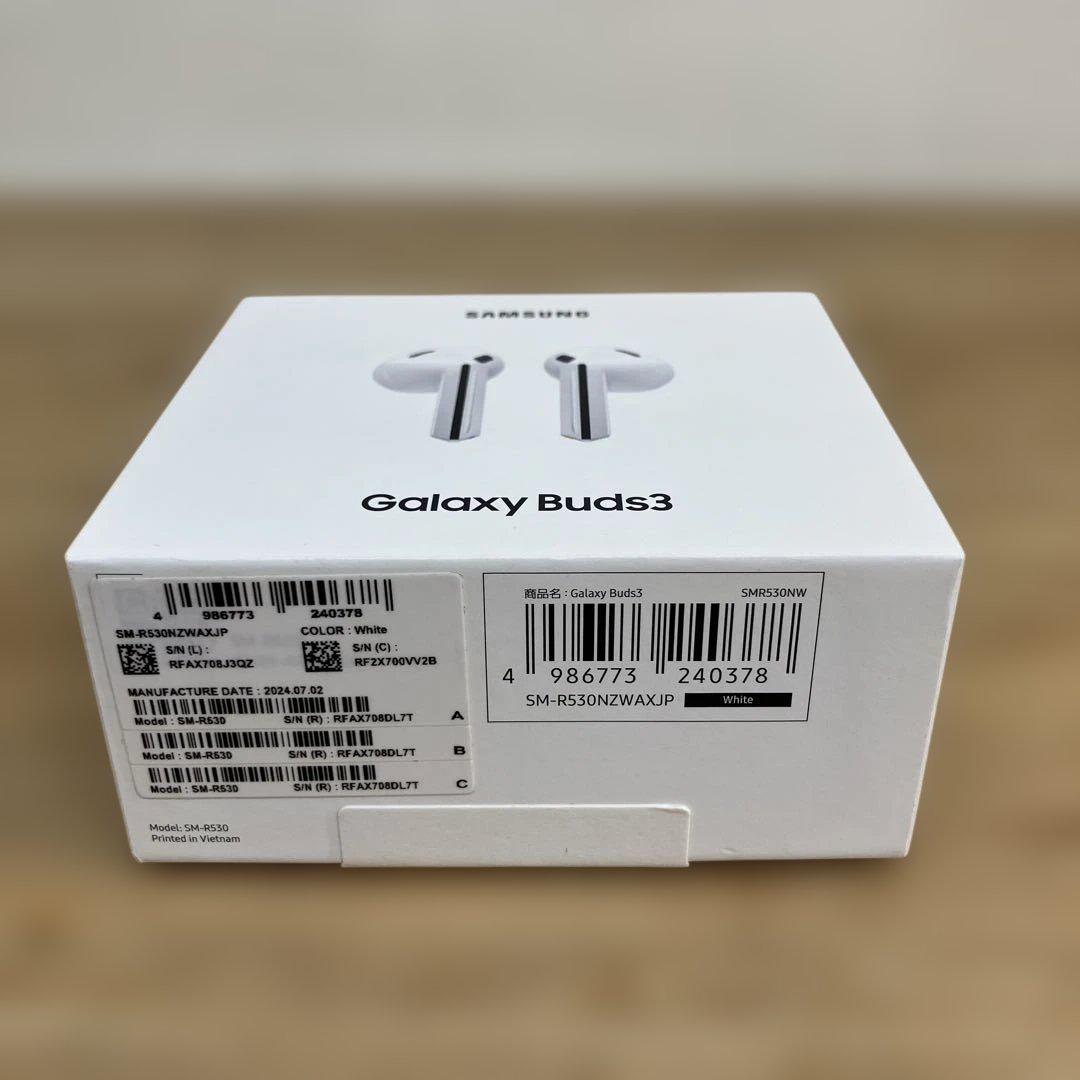 美品 Samsung Galaxy Buds3 ワイヤレスイヤホン ホワイト