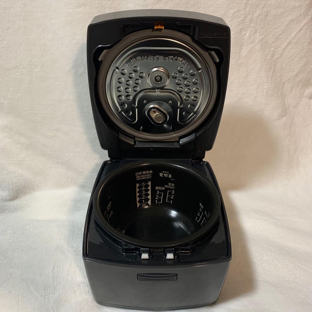 【2022年製】三菱電機IHジャー炊飯器　炭炊釜　5.5合　NJ-VVD10-B
