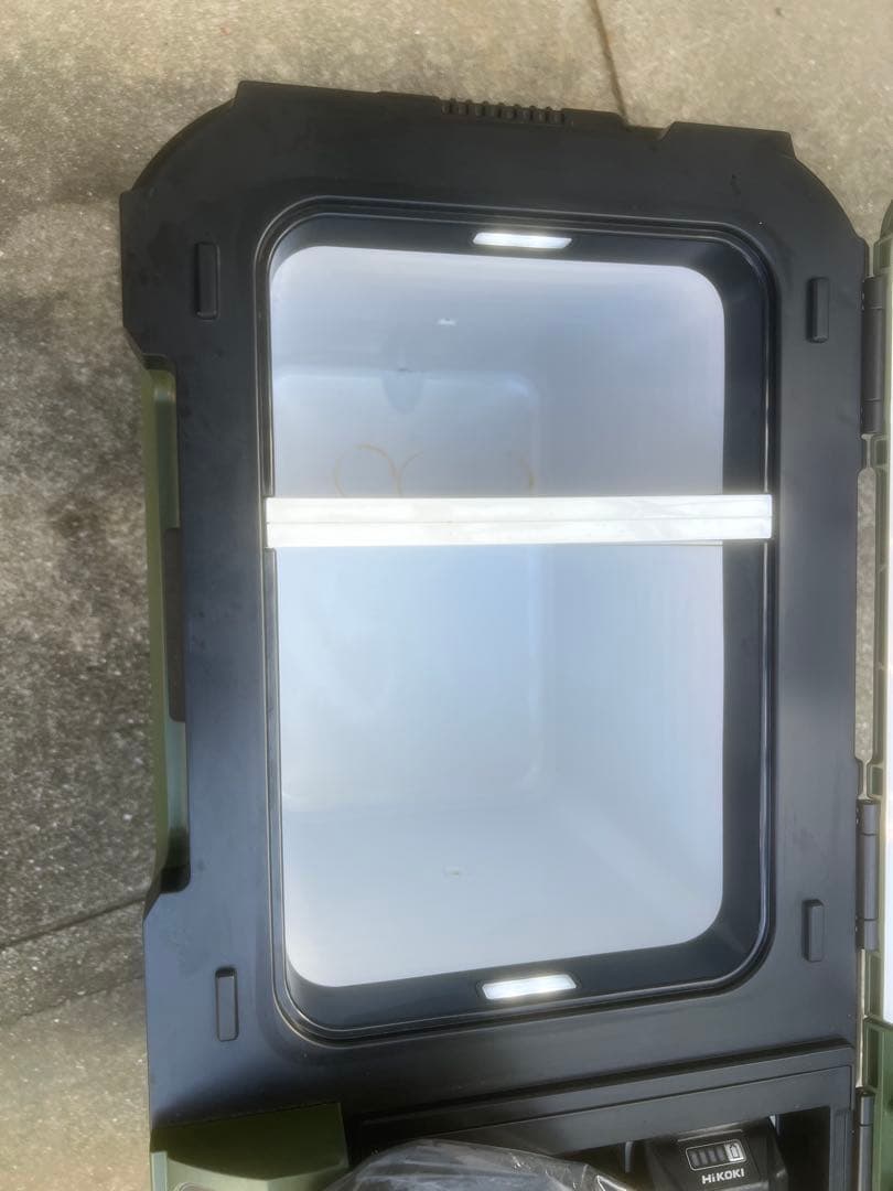 ジャンク品HiKOKI 冷却機能付き冷蔵庫 オリーブグリーン