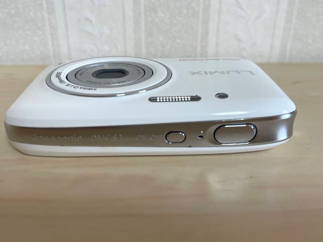 コンパクトデジタルカメラ パナソニック LUMIX DMC-S2 白